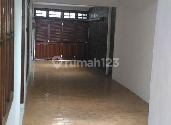 Dijual Rumah 2 Lantai Daerah Tebet Jakarta Selatan 2