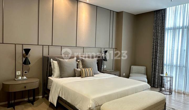 Dijual 2Br Verde Two Apartment Semi Furnished 1