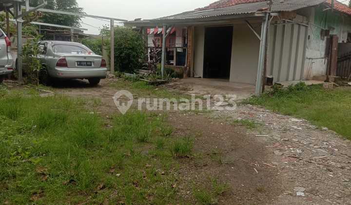 Di Jual Rumah Hitung Tanah Cocok untuk Kost2an di Villa Dago Tol