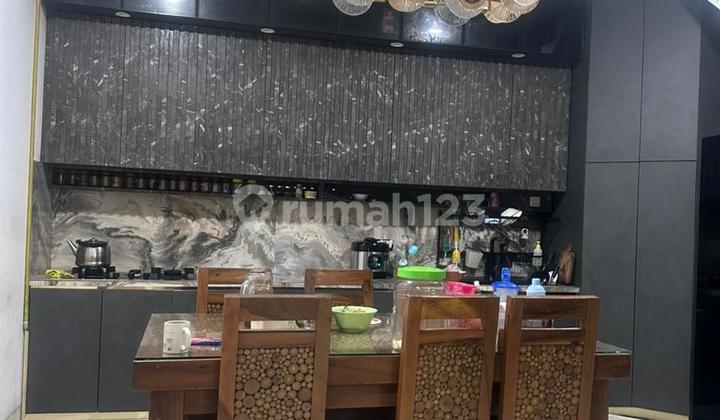 Di Jual Rumah Tingkat Bagus Di Graha Raya Bintaro