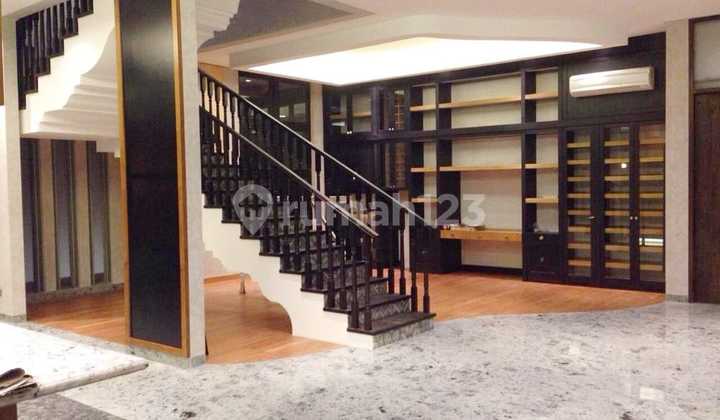 LUXURY HOUSE IN GADING RESIDANCE WITH HIGHLY STRATEGIC LOCATION AND READY TO OCCUPY 2