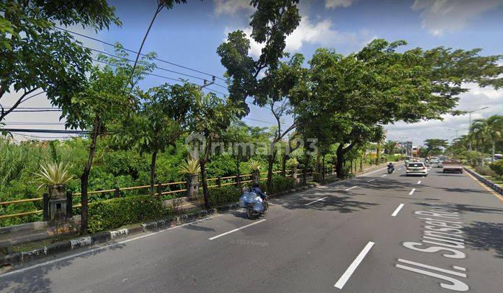 Tanah Strategis di Sunset Road Seminyak, Muka Hotel Berry Biz 2