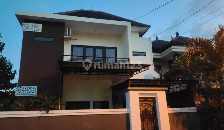 Minimalist Modern House in Sekar Japan Denpasar Timur Bagus 2