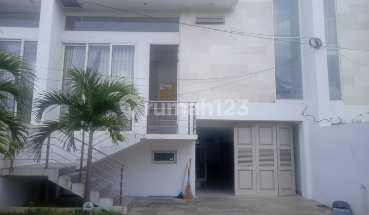 Dijual Rumah Elite di Laksamana Renon Denpasar Bali Dijual Rumah Elite di Laksamana Renon Denpasar Bali