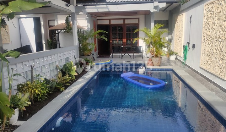 Dijual Rumah dengan Kolam Renang di Pulau Sealus Denpasar