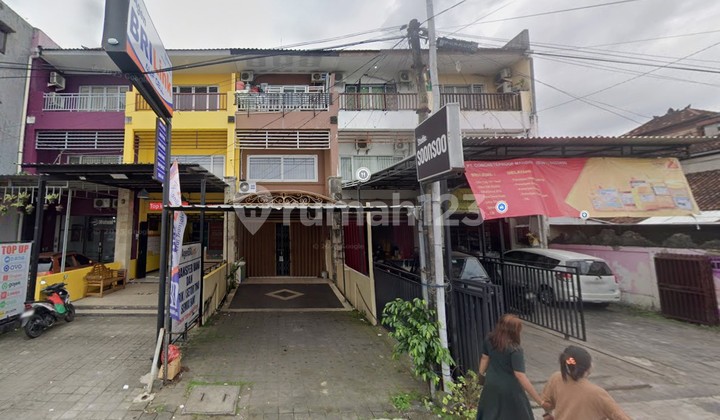 For Sale 3-Storey Strategic Shop House in Nusa Kambangan, West Denpasar For Sale 3-Storey Strategic Shop House in Nusa Kambangan, West Denpasar