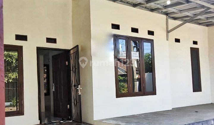 Perumahan Dukuh Zamrud, Bekasi Timur rumah renovasi - Lokasi Strategis dan Akses Mudah 1