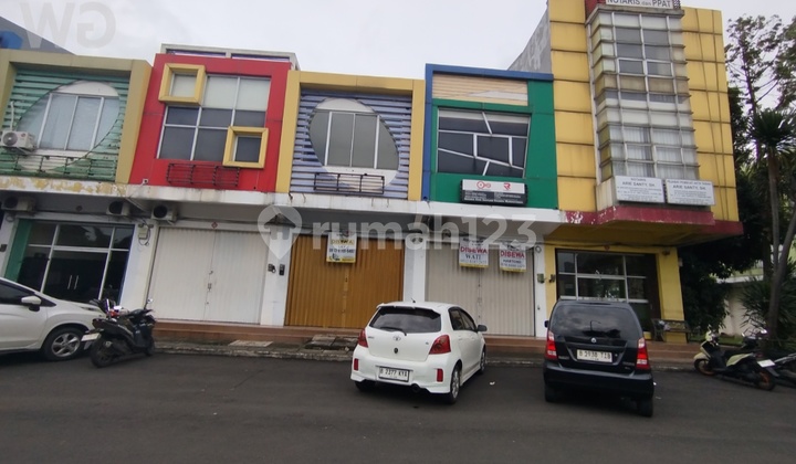Shop House for Rent – 2 Floors on Main Boulevard, Grand Wisata Bekasi 1