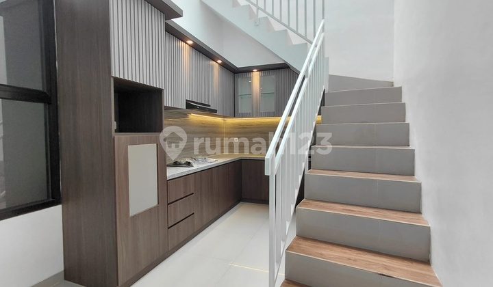 For Sale House in Mustika Jaya - D'bale Townhouse Cimuning Cluster | 2.5 Floors Near Grand Wisata For Sale House in Mustika Jaya - D'bale Townhouse Cimuning Cluster | 2.5 Floors Near Grand Wisata