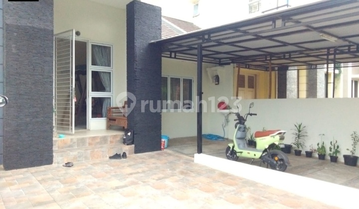 Dijual Rumah di Cluster Summer Festival Grand Wisata - Lokasi Terbaik!