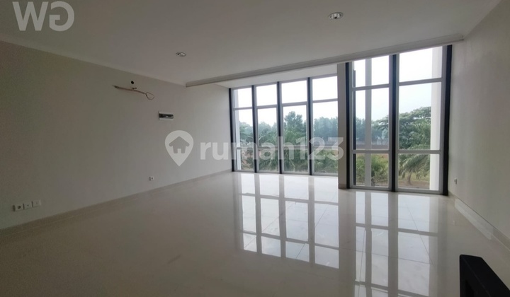 For Sale: 3-Storey Shophouse in Grand Business Park (GBP) Grand Wisata - Strategic Location Near Mall & School! For Sale: 3-Storey Shophouse in Grand Business Park (GBP) Grand Wisata - Strategic Location Near Mall & School!