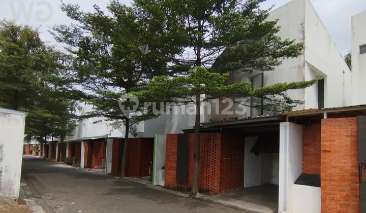 Vida Bekasi For Sale House - Beranda Mas Cluster, 2 Floors, Strategic & Exclusive! 2