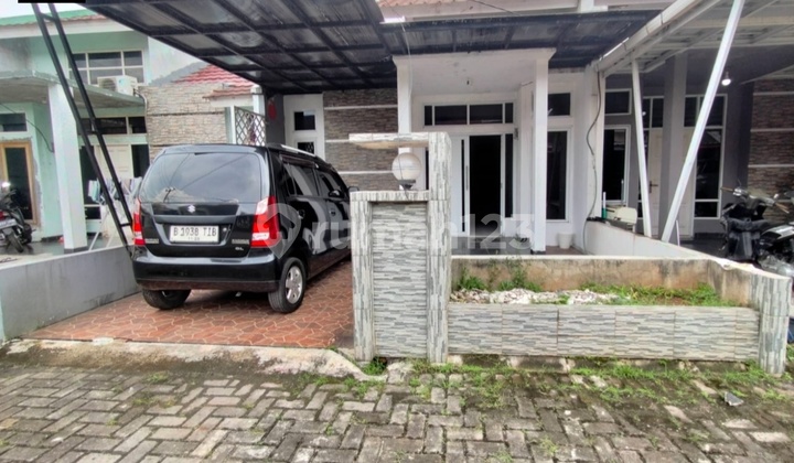 For Sale House in Cimuning Mustikajaya East Bekasi - Flood-Free, Strategic Location! 2