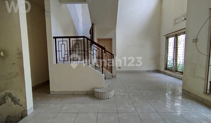 Dijual Rumah di Grand Wisata - Arsitektur Klasik, Lokasi Terbaik & Harga Menarik 1