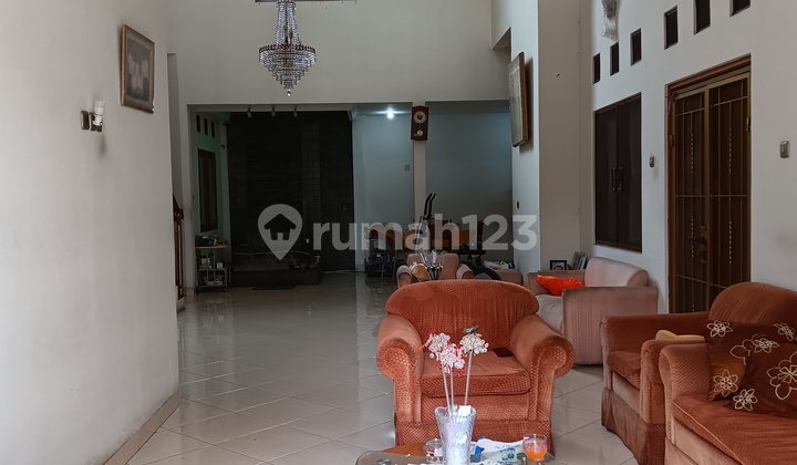 Dijual Rumah Bagus 2 Lantai Di Komp.Permata Hijau 2