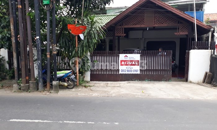 For Sale House in Kelapa Dua Wetan, Ciracas, East Jakarta 1