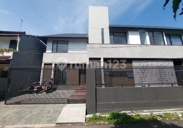 CS - Rental House In Taman Buaran East Jakarta