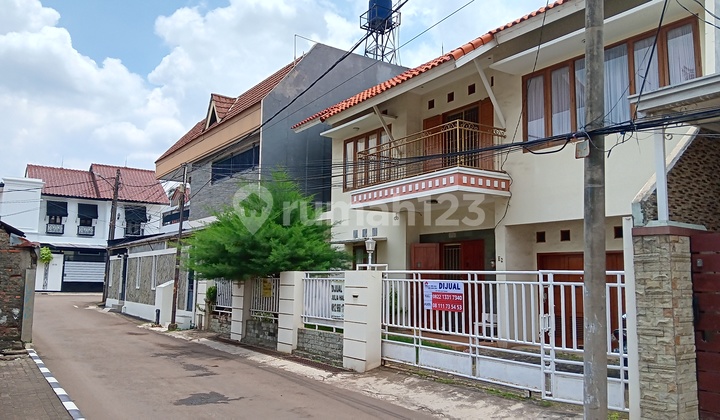 Dijual Rumah Bagus 2 Lantai Di Komp.Permata Hijau Dijual Rumah Bagus 2 Lantai Di Komp.Permata Hijau