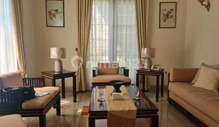 Luxury House in Front of Park Area Metro Alam and Alam Asri, Comes with Swimming Pool, Rare and Perfect for Successful Individuals 2