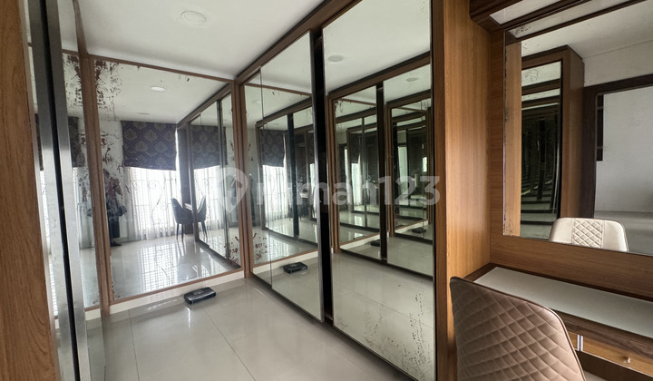 5 Minutes to Pondok Indah, Inside Cluster, Jl Deplu, Semi-Furnished