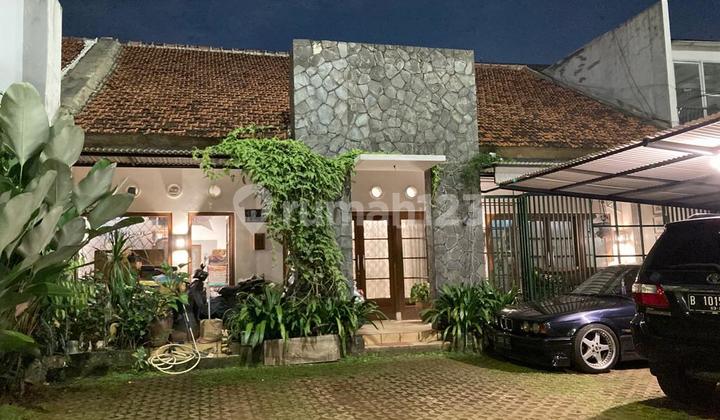 Rumah Murah di Kebayoran Baru. Cocok Kantor, Usaha, Parkir Banyak