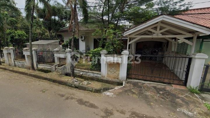 Rumah Dijual di Lebak Bulus - Dalam Komplek, Hanya 2 KM ke MRT Lebak Bulus 2
