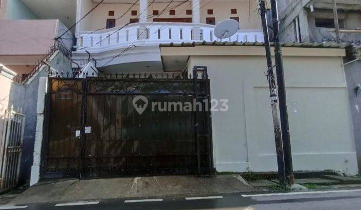 Rumah Kost 24 Kamar Tidur, 2 Lantai di Area Kwitang Senen Jakarta Pusat 1