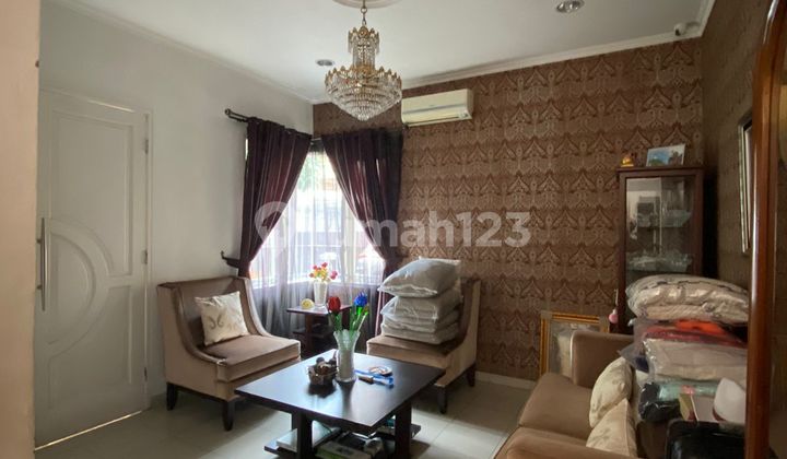 Rumah 2 Lantai di Area Bintaro Permai Lokasi Tenang Jalan Lebar Posisi Huk 2