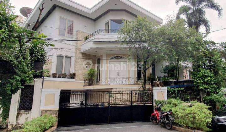 Rumah Dijual di Pondok Indah, Depan Taman, Dekat Rspi, Golf, Pondok Indah Mall 1