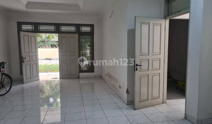 Rumah 2 Lantai Area Panglima Polim Kebayoran Baru, Siap Huni 2