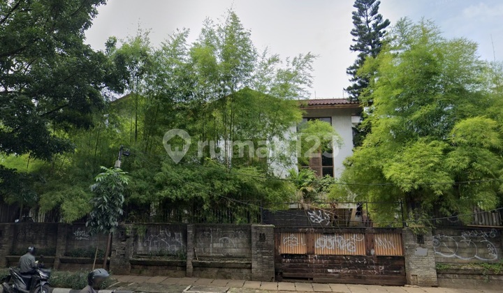 Huk 2-Storey House Can Be a 12-Storey Office! 2