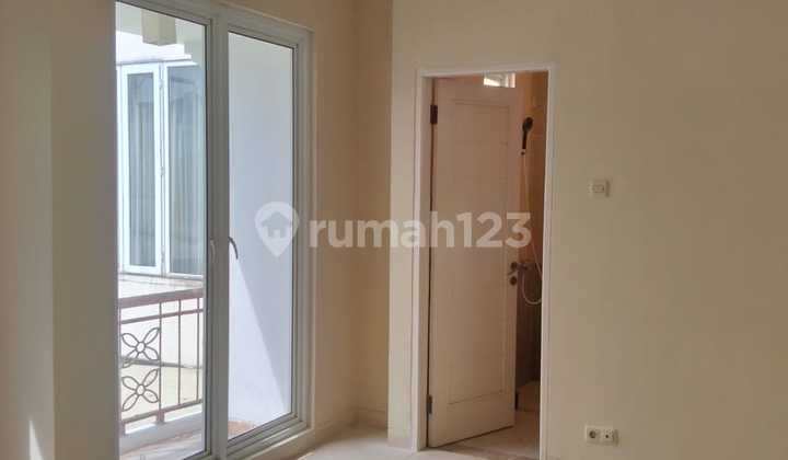 Rumah 2 Lantai Dalam Komplek di Srengseng, Jakarta Barat 2