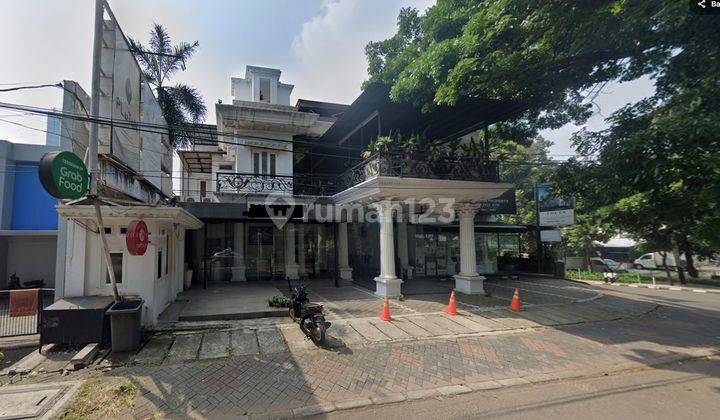 Ruang Usaha Disewakan di Ahmad Dahlan Kebayoran Baru Luas 365 m2 Lantai 1 Parkir Luas, Dekat Radio Dalam, Samping Taman, cocok Cafe, Restoran, Butik, Toko, Area Ramai, Strategis 1