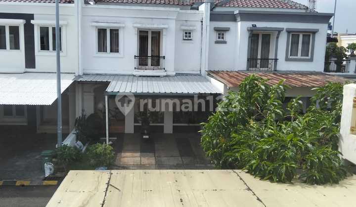 Rumah 2 Lantai Dalam Komplek di Srengseng, Jakarta Barat Rumah 2 Lantai Dalam Komplek di Srengseng, Jakarta Barat