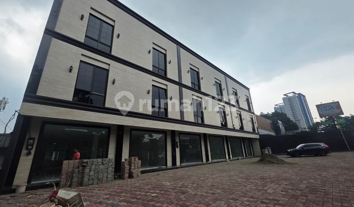 Ruko 3 Lantai 3 unit di area Pondok Indah, Tersewa 5 Tahun, Good Invest