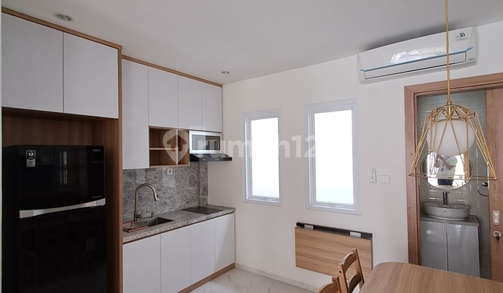 Rumah Modern 3 Lantai Smart Living di Tebet Jakarta Selatan - SHM, Fully Furnished 2