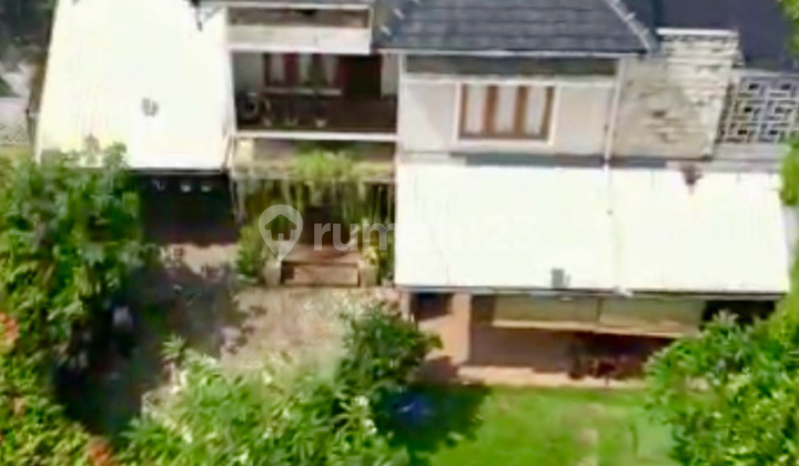 Rumah Tropical Modern di Lebak Bulus Ada Kolam Renang - LT 440M2, Dekat MRT 2