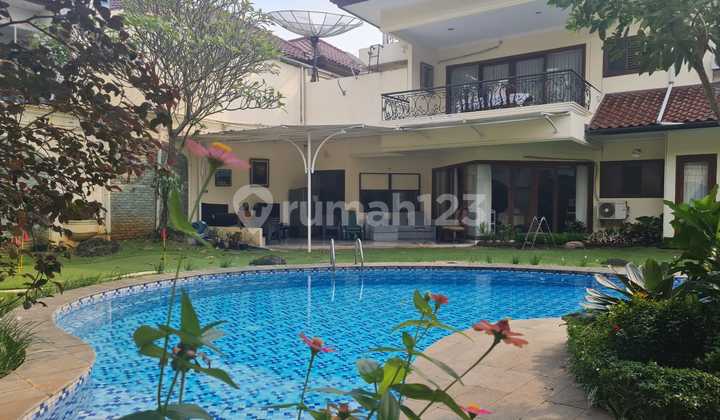Rumah Cantik Siap Huni di Ampera. Ada Mini Golf. Dalam Cluster. Big Back Yard. Dekat Citos Rumah Cantik Siap Huni di Ampera. Ada Mini Golf. Dalam Cluster. Big Back Yard. Dekat Citos