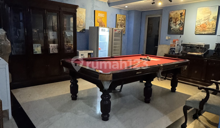 Luxurious 3-Storey Hook House, Suitable for Office, Boutique Business, Clinic, or Residence 2