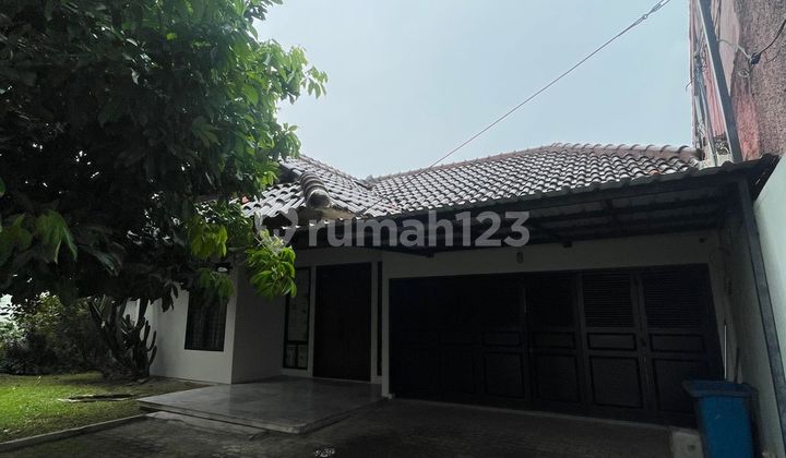 1-Story House in Lebak Bulus, Quiet, Wide Road, Front and Back Garden 2