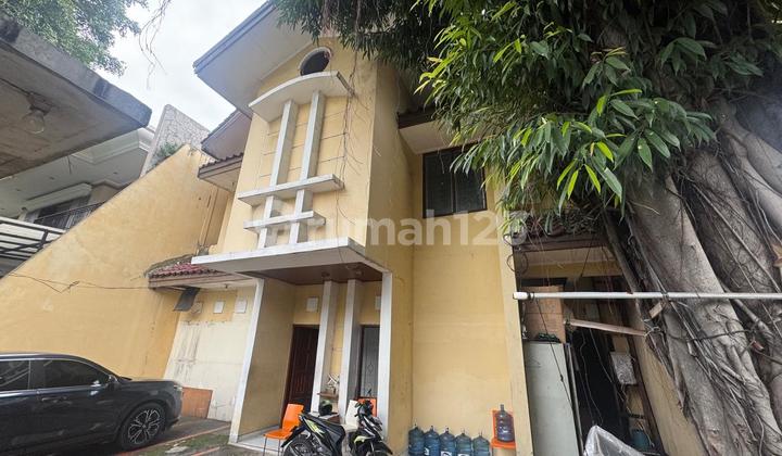 Rumah Lama Lokasi Strategis Akses Dekat Fatmawati dan Antasari