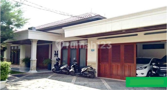 Rumah Compound Private 1 lantai Bisa Jalan Kaki ke Stasiun MRT Cipete, Private Pool
