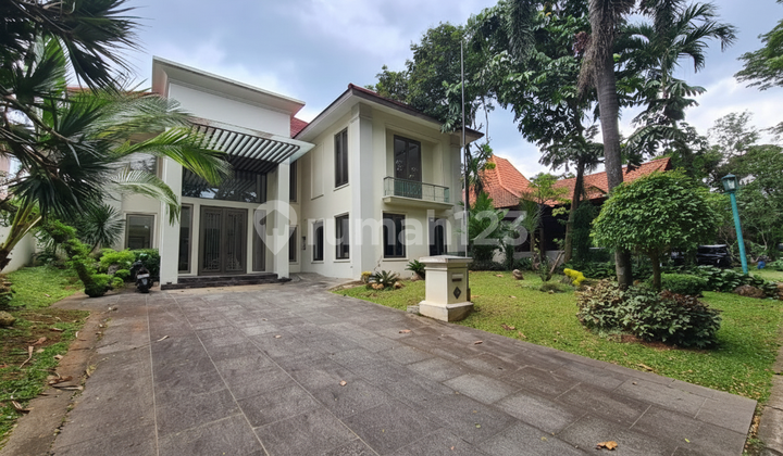 Newly Renovated Ready-to-Live House with Pool, in Elite Lippo Karawaci Complex 2