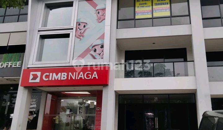 For Rent: 3-Story Shop House in Rollinghills, Karawang 1
