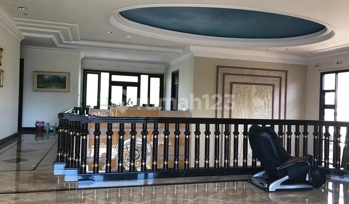 Rumah mewah megah graha family blok K long golf view 85M nego 2