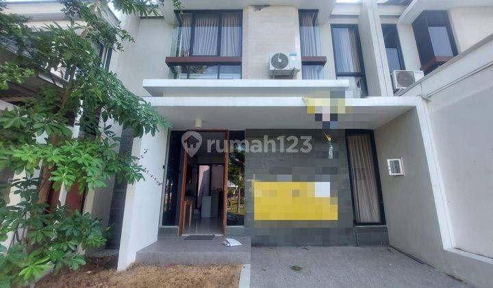 Rumah minimalis depan danau citraland northwest 2m lake view 1