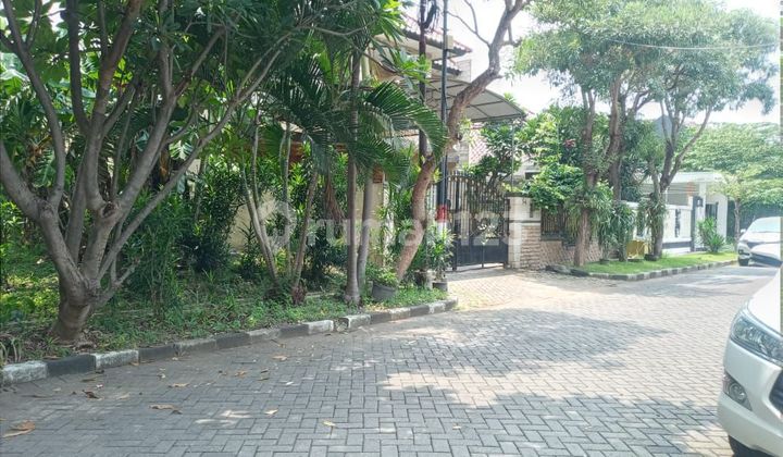 Kav babatan pratama wiyung lebar jalan 3 mobil luas 372 9jt nego