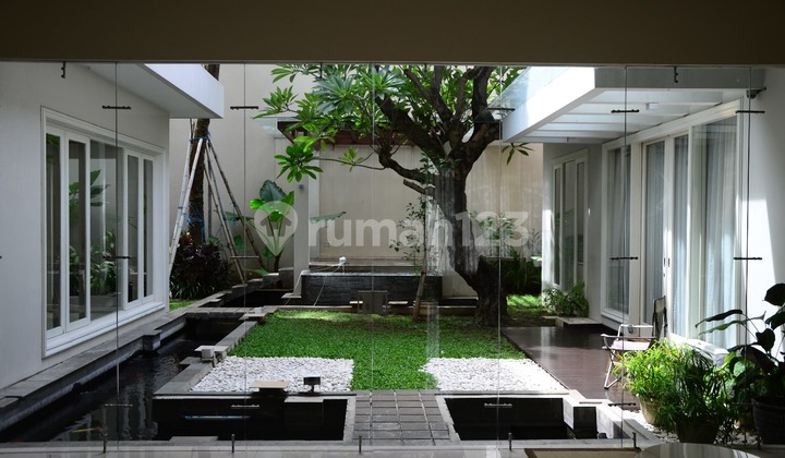 Pakuwon Indah Jalan Kembar Mewah Full Furnish 30m Nego Bagus Pol