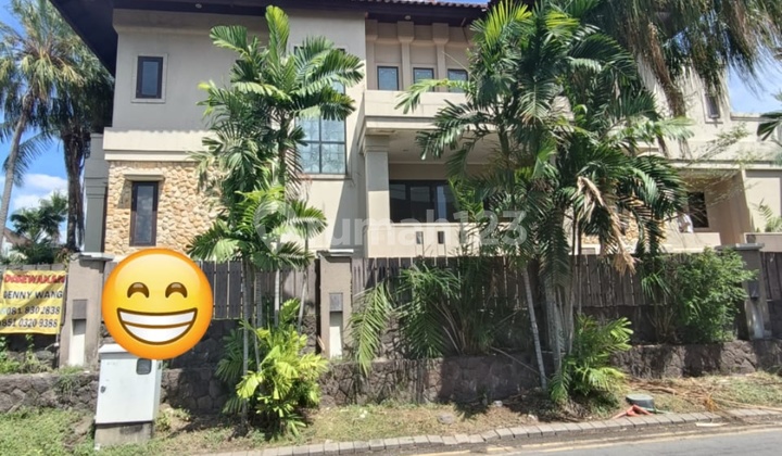 Citraland Gwalk Pwk, in front of the Khda Cianjur statue, Conferra, 800 million for rent.