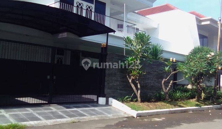 Dharmahusada Indah Timur Mediteran Minimalis Siap Huni 12m Nego 1